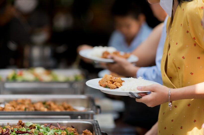 Como o brasileiro escolhe bares e restaurantes aonde ir?