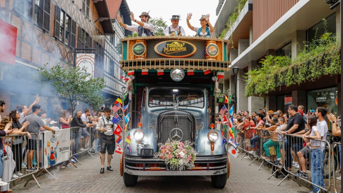 40ª Oktoberfest Blumenau movimenta milhões na economia de SC